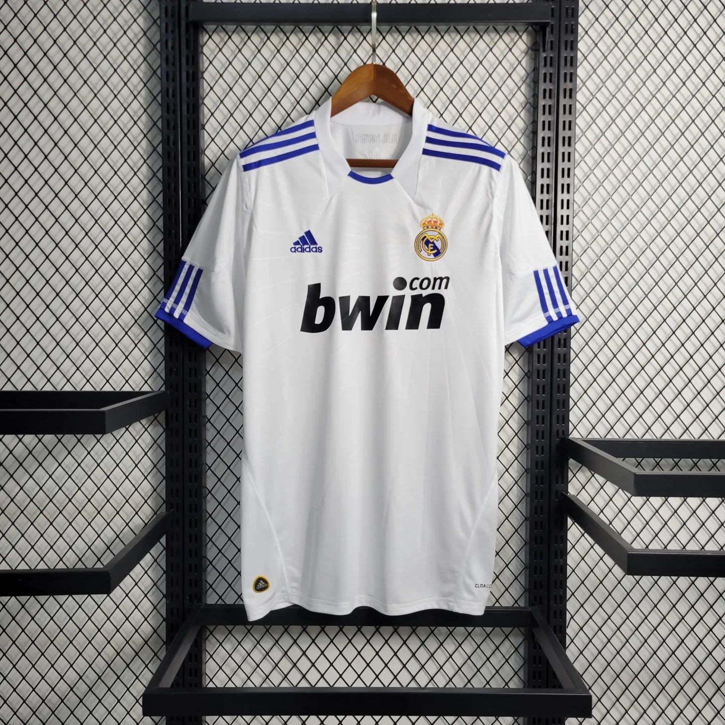 Real Madrid 2010-2011 Home Kit