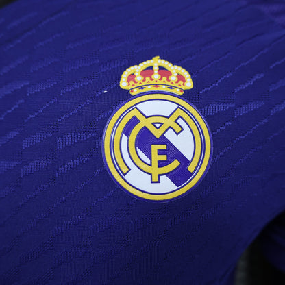 Real Madrid 'Royal Flash" Special Kit