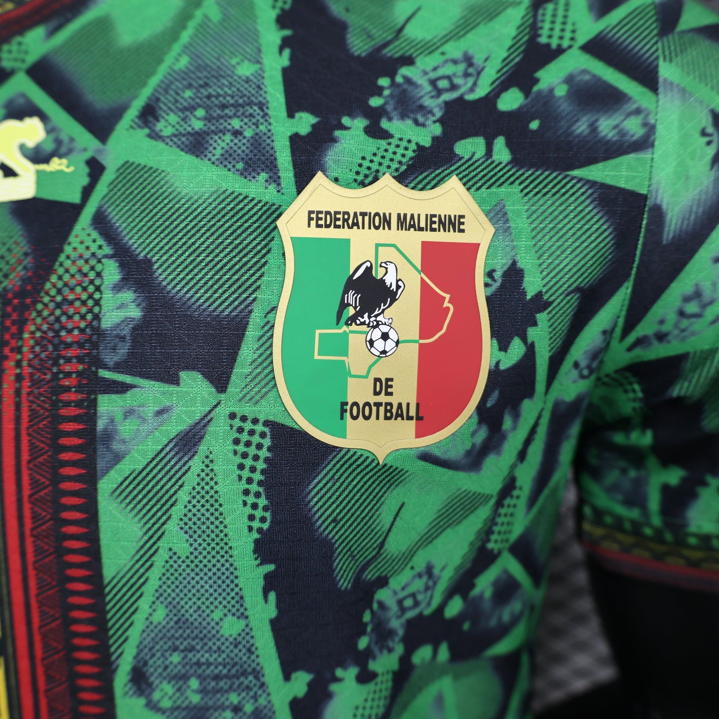 Mali "Jungle Majesty" Special Kit