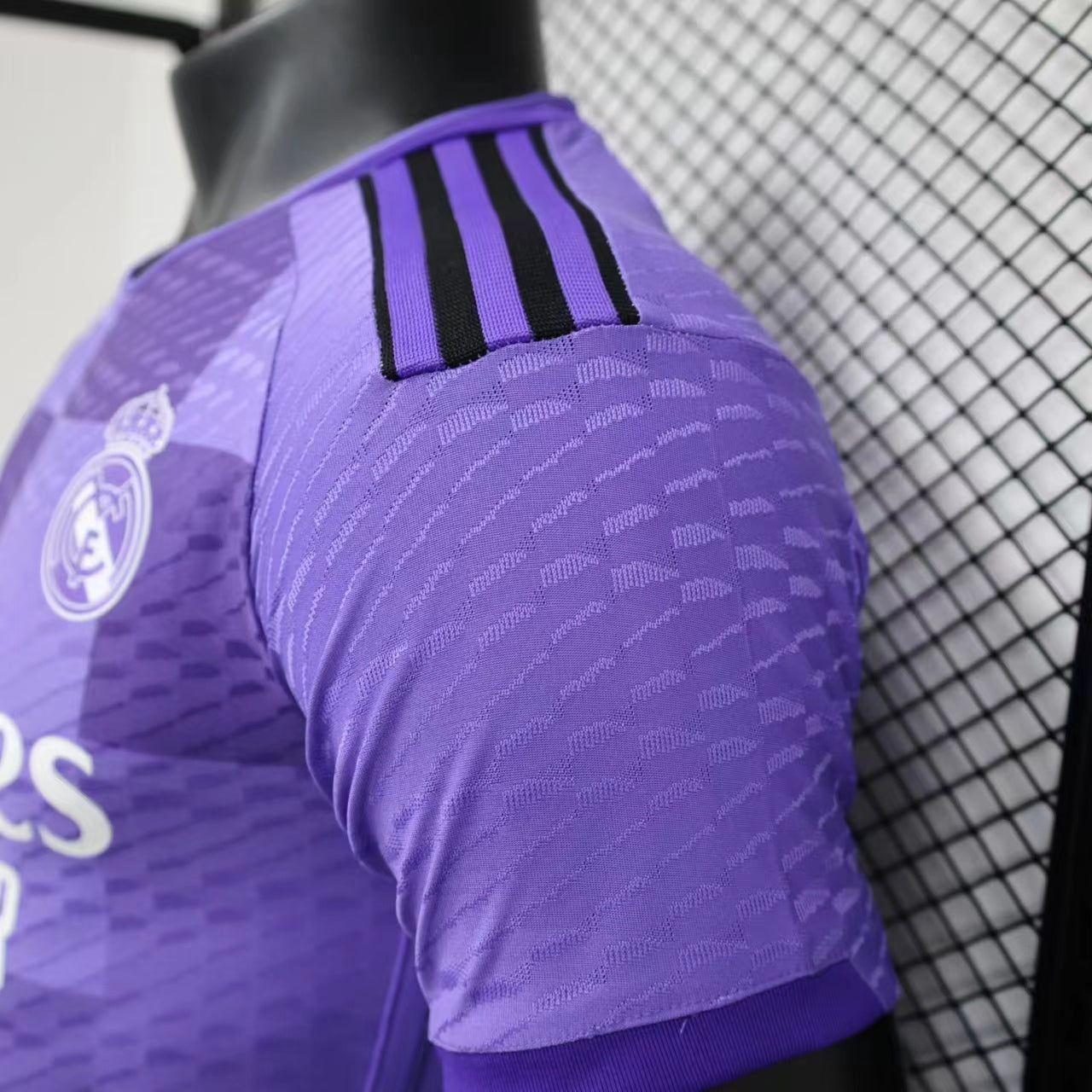 Real Madrid "Royal Violet Madrid" Special Kit