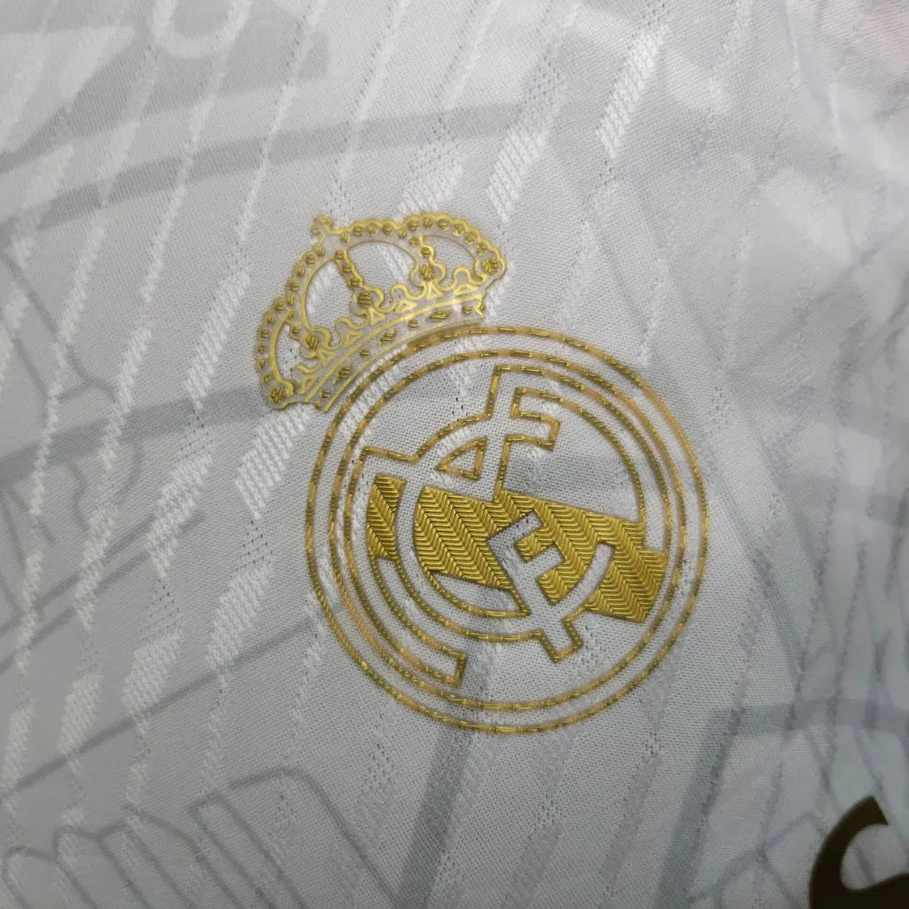 Real Madrid "Golden Dynasty" Special Kit