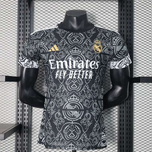 Real Madrid "Royal Majesty" Special Kit